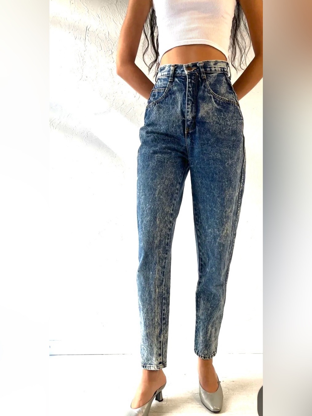 Vintage 1980s Hollywood Era Acid Wash Jeans Sz:27 tagged Sz:32
